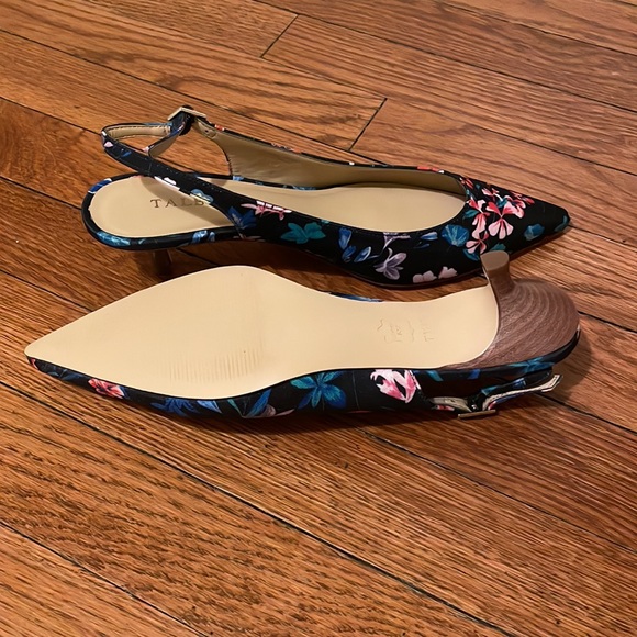 Talbots Beautiful Floral Print Slingback Pumps. 7.5 M. NWT - Picture 4 of 5